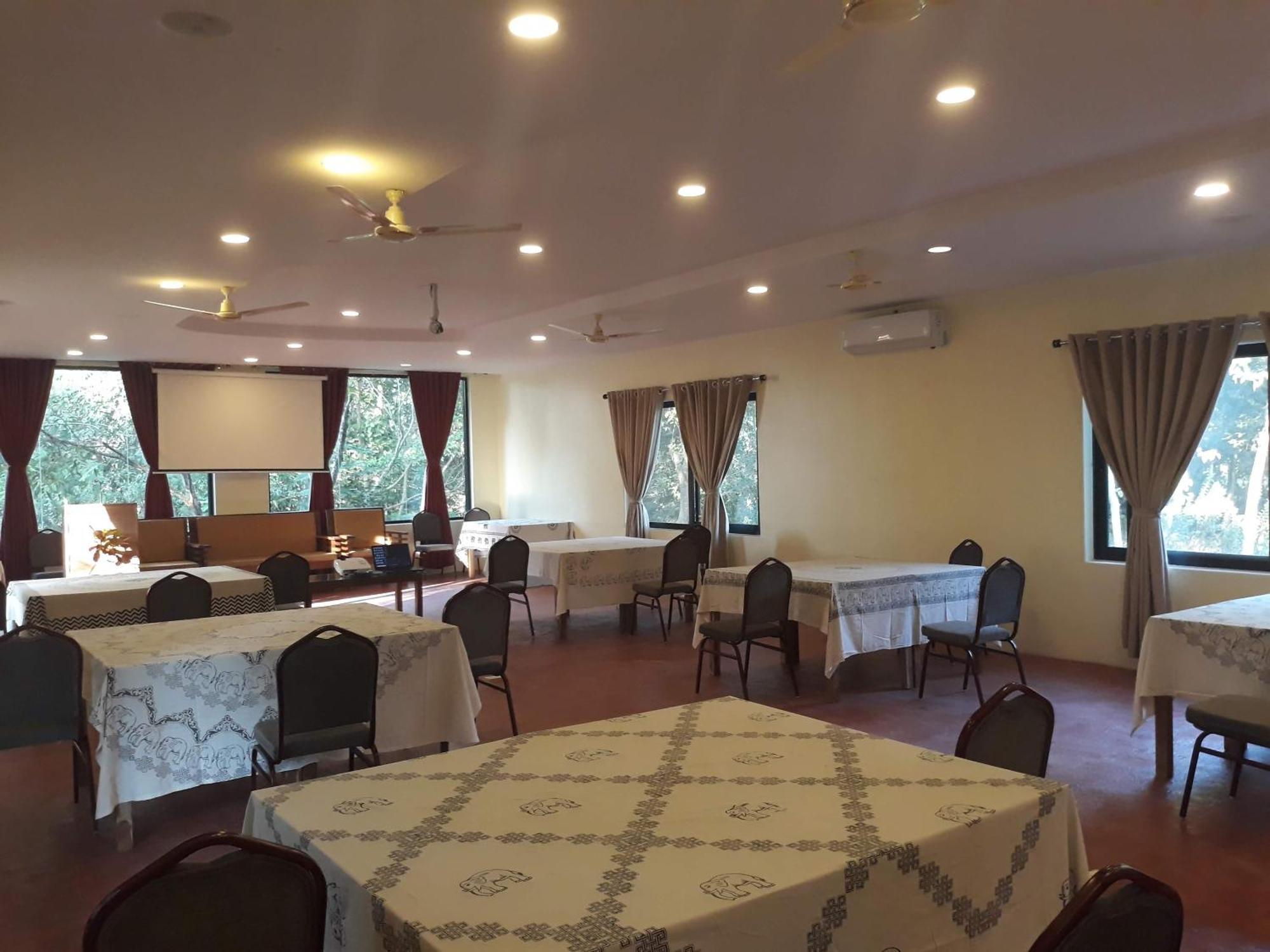 Lumbini Buddha Garden Resort Eksteriør billede
