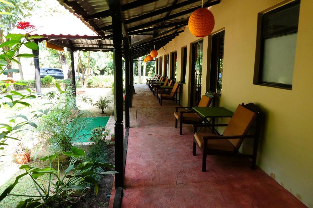 Lumbini Buddha Garden Resort Eksteriør billede